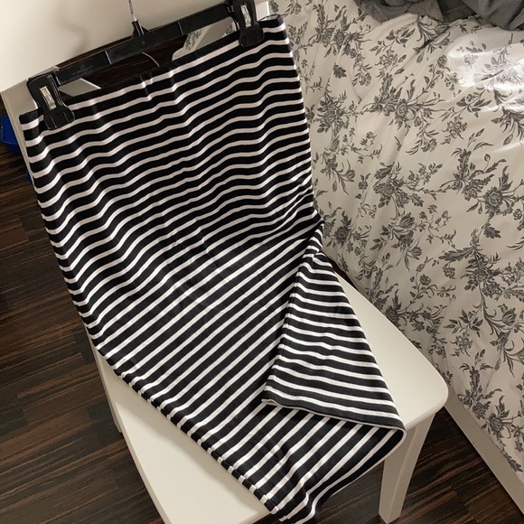 LIKE NEW Sanctuary Fitted Striped Midi Skirt (S) - Picture 2 of 4